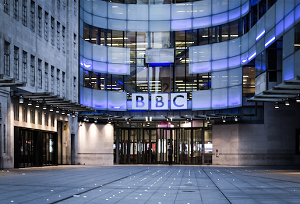 <br />Alexander Svensson - New Broadcasting House, CC BY 2.0, https://commons.wikimedia.org/w/index.php?curid=110007702