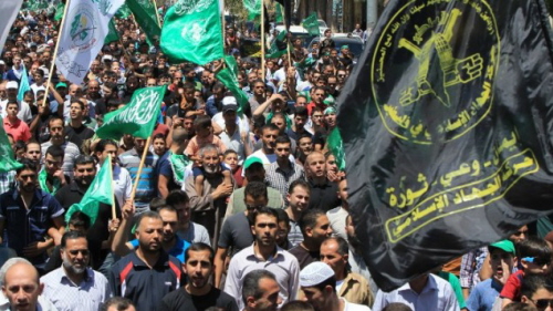 Prohamasowska demonstracja w Ramallah,  Zdjcie za „Times of Israel” z 29 sierpnia 2014.  ((Photo credit: AFP/HAZEM BADER).