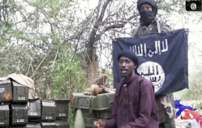 Abu Musab al-Barnawi, nowy przywódca islamistycznej grupy w Nigerii, Boko Haram, ogosi, e chrzecijanie s teraz najwaniejszym celem grupy terrorystycznej i e bd nadal “bombardowa kocioy i zabija chrzecijan… zaminowywa i wysadza w powietrze kady koció, do którego moemy dotrze i zabija wszystkich, których znajdziemy sporód obywateli krzya”.