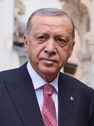 <span>Islamistyczny przywódca Turcji, prezydent Recep Tayyip Erdoğan, wydaje si by w trakcie kolejnej ofensywy mistyfikacji: udaje przywrócenie stosunków dyplomatycznych z Izraelem i Egiptem. (Zdjcie: Wikipedia)</span>