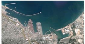Fotografia lotnicza pokazująca port w Hajfie i lotnisko międzynarodowe”