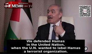 <span>Zamiast dystansowa si od Hamasu, przywódcy Autonomii Palestyskiej (AP) w dalszym cigu mówi o osigniciu „jednoci” z t grup terrorystyczn. Zapytany o powizanie wspólnej sprawy z grup, która dopucia si okruciestw wobec Izraelczyków, premier AP Mohammad Sztajjeh powiedzia, e wiat musi zapomnie o masakrze, która miaa miejsce 7 padziernika. Na zdjciu: Sztajjeh przemawia podczas wywiadu z 11 grudnia 2023 r., który zosta wyemitowany w katarskiej telewizji Al-Araby. (ródo obrazu: MEMRI)</span>