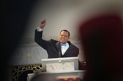 Louis Farrakhan, przywódca Narodu Islamu, reprezentuje niemal wszystko, co jest sprzeczne z ide Marszu Kobiet. Jakim zatem sposobem trzy z czterech czonki zarzdu Marszu Kobiet akceptuj i wychwalaj Farrakhana? (Zdjcie: Scott Olson/Getty Images)