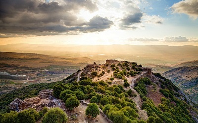 Ruiny redniowiecznej twierdzy Nimrod na Wzgórzach Golan.(iStock)