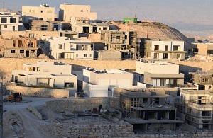 Plac budowy nowego osiedla mieszkaniowego na terenie mieszanego religijno-wieckiego osiedla ydowskiego Kfar Adumim, 9 marca 2023 r. (ródo: GILI YAARI/FLASH90)