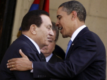 Inny dobry przyjaciel: byy dyktator egipski Hosni Mubarak