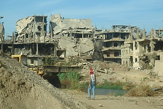 Obóz palestyński Nahr al-Baret zbombardowany przez armię libańską w 2007 roku<span style=\