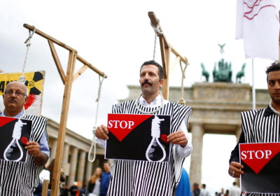Protest przeciwko niedawnej egzekucji 20 Kurdów w Iranie. (zdjcie: REUTERS)