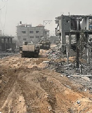 Izraelskie czogi w Gazie (Wikipedia)
