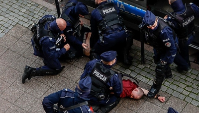 Policja dobrej zmiany w akcji (Zdjcie „Dzienik ódzki).