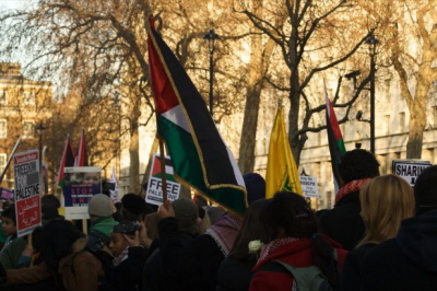 Demonstracja pod hasem: „Zatrzyma wojn” Londyn 3 stycznia 2009. Zdjcie: Claudia Marques Vieira. Flickr.