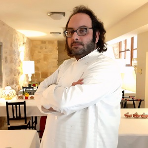 Pelestyński szef kuchni Kattan Fadi z Paryża poleca.