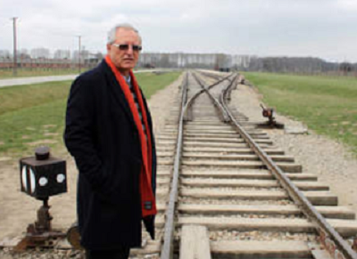 Profesor Mohamed Dajani przed wizytą w Auschwitz.