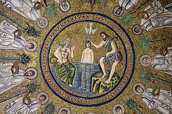 Mozaika w ariaskim baptysterium w Rawennie we Woszech. Przedstawia ona chrzest Jezusa dokonany przez Jana Chrzciciela.