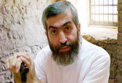 Ajatollah Seyed Hossein Kazemeini Boroujerdi, w celi wiziennej w Iranie (zdjcie niedatowane).