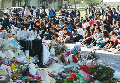 Uczniowie z Marjory Stoneman Douglas High School i Westglades Middle School zebrali si pod pomnikami w parku, gdzie maszerowali w ramach krajowego marszu szkó dla uczczenia pamici 17 uczniów i nauczycieli zabitych w liceum w Parkland na Florydzie. (zdjcie: REUTERS)
