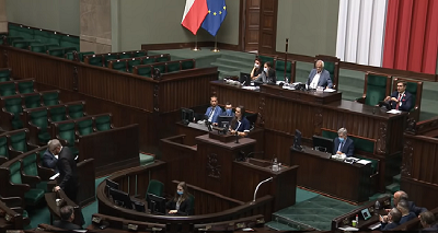 Wystąpienie posłanki Klaudii Jachiry w Sejmie 14 sierpnia 2020 (zrzut z ekranu)