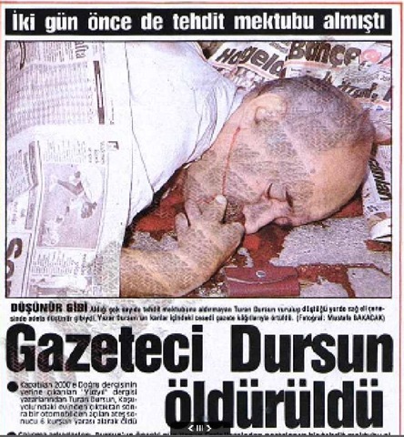 Zdjęcie z prasy tureckiej z 5 września 1990 roku.