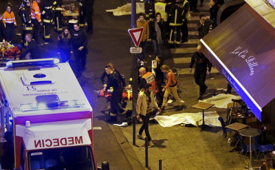 Po strzelaninie w Paryżu (Zdjęcie: Alarabiya.net, 13 listopada 2015)