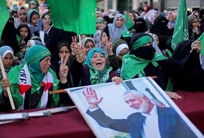 Wiec Hamasu w Gazie w 32 rocznice zaoeni aHamasu. (Zdjcie: Reuters)