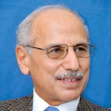 'Adnan Hussein (ródo: almadapaper.net) <br />