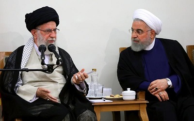 UE musi skończyć z polityką appeasement wobec mułłów w Iranie. Na zdjęciu: irański „najwyższy przewodnik” ajatollah Ali Chamenei (po lewej) i prezydent Hassan Rouhani, 21 sierpnia 2019 roku. (Zdjęcie: khamenei.ir)