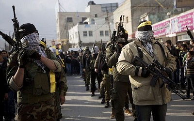 Demostracja siy bojowników Fatahu w Ramallah (photo credit: AP Photo/Majdi Mohammed)